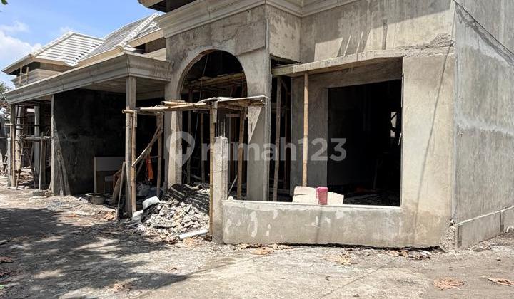 Rumah Mewah Klasik Modern - Kualitas Premium Dekat Jogjabay Wedomartani Ngemplak Sleman 2