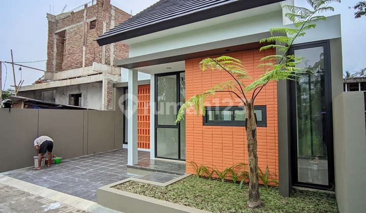 New Minimalist House Ready to Occupy on Jl. Kaliurang Km 11, Near SD Bias School & 2