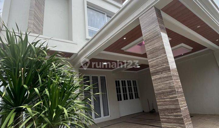 Rumah Mewah Lux Kontemporer 2 Lantai  Dekat Kampus Ugm
 2