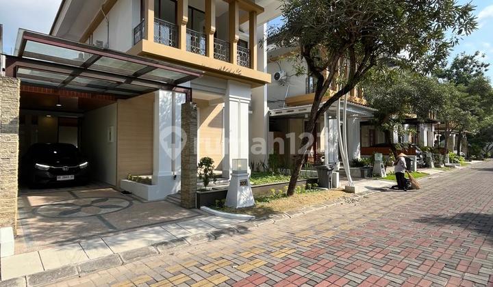 Classic Modern 2-Story Luxury House in an Elite Housing Complex - Jalan Kaliurang Km. 7 2