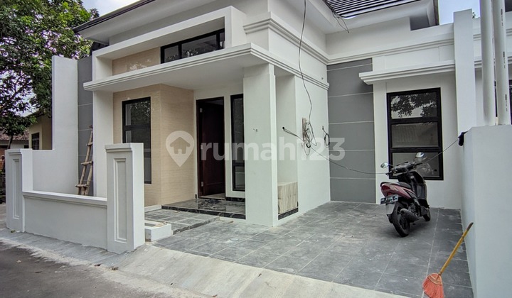 Rumah Baru Desain Minimalis 