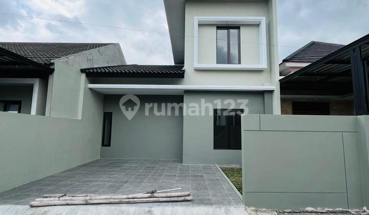 Murah Banget 2 Lantai‼️rumah Baru Mewah 2 Lantai Fresh Desaign Dengan Harga Murah Di Jalan Kaliurang Km.10 Dekat Pasar Gentanlokasi: Jalan Kaliurang Km.10 Sinduharjo Ngaglik Murah Banget 2 Lantai‼️rumah Baru Mewah 2 Lantai Fresh Desaign Dengan Harga Murah Di Jalan Kaliurang Km.10 Dekat Pasar Gentanlokasi: Jalan Kaliurang Km.10 Sinduharjo Ngaglik