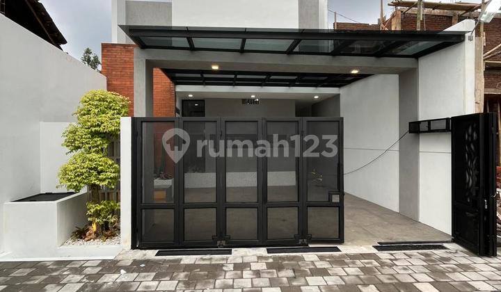 New Homysiap Ready-to-Occupy House with Modern Industrial Concept Fully Furnished on Jalan Kaliurang Km. 13 Sukoharjo Ngaglik Sleman Near UII Campus New Homysiap Ready-to-Occupy House with Modern Industrial Concept Fully Furnished on Jalan Kaliurang Km. 13 Sukoharjo Ngaglik Sleman Near UII Campus