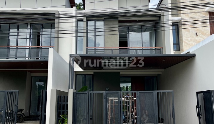 Rumah Baru Halaman Belakang Luas Dekat Kampus Uii Jl Kaliurang KM 14