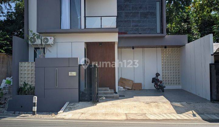 Rumah Mewah Modern Dengan Lokasi Strategis, Lingkungan Komplek Perumahan, Dekat Masjid Dan Berbagai Fasilita 2