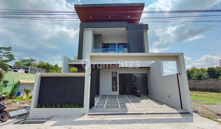 Rumah Mewah Dengan Lokasi Straegis Tepi Jalan Aspal Simpangan  2