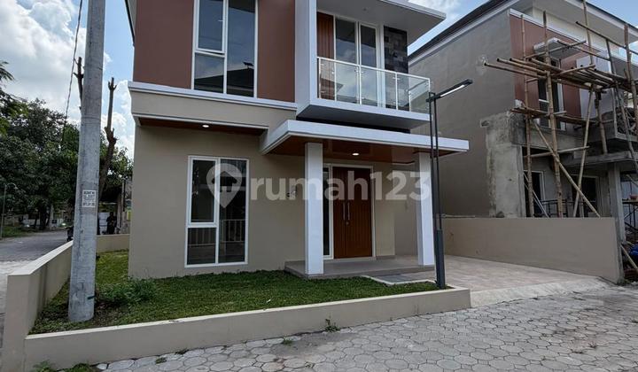 Rumah Mewah 2 Lantai Istimewa Dalam Cluster 6 Unit Di Prambanan Dekat Rsud. Prambanan Sleman