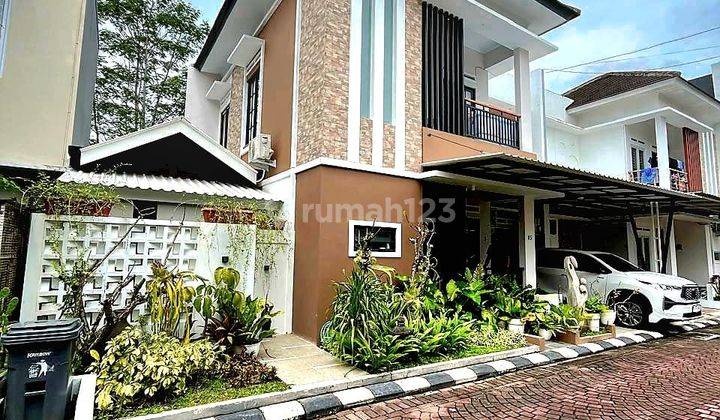 Rumah Mewah 2 Lantai Dalam Perumahan Di Jalan Palagan Dekat Filosofi Kopi Lokasi : Jl Sadewa, Palagan Telogo Rejo, Sariharjo, Ngaglik  2