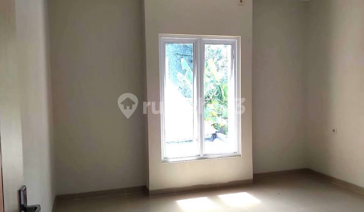 Dijual Rumah Baru 2 Lantai Dekat Jalan Candi Gebanglokasi:wedomartani, Ngemplak, Slemanlingkungan Sekitar:- Jalan Candi Gebang- Jogja Bay Waterpark- Stadion Maguwoharjo 2