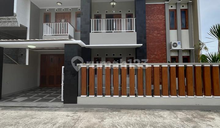Rumah Baru Mewah 2 Lantai Berkualitas Premium Di Tamanmartani Kalasan Dekat Candi Prambananalamat : Tamanmartani, Kalasan, Slemanharga Rumah Baru Mewah 2 Lantai Berkualitas Premium Di Tamanmartani Kalasan Dekat Candi Prambananalamat : Tamanmartani, Kalasan, Slemanharga