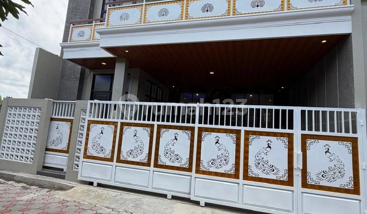 Rumah Baru Siap Huni 2 Lantai Dalam Perumahan di Jalan Kaliurang Km. 10 Dekat Pasar Gentan Ngaglik Slemanharga: 2