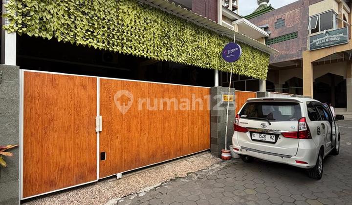 Kost Eklusif Mewah 2 Lantai Modern di Area Kawasan Kost Dekat Pakuwon Mall dan Kampus Upn