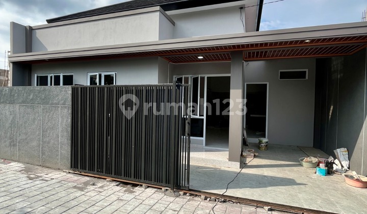 Rumah Baru Dalam Cluster Di Berbah Dekat Bandara Adi Sucipto