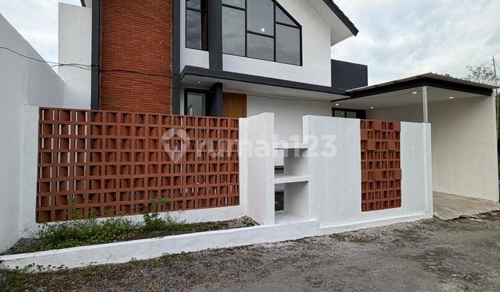 Rumah Cantik Scandinavian Modern di Purwomartani Kalasan Sleman Dekat Perumahan Pertamina Rumah Cantik Scandinavian Modern di Purwomartani Kalasan Sleman Dekat Perumahan Pertamina