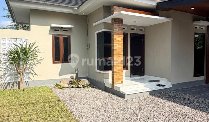 Beautiful Modern House with Extensive Land on Jalan Kaliurang KM. 13 Ngaglik 1