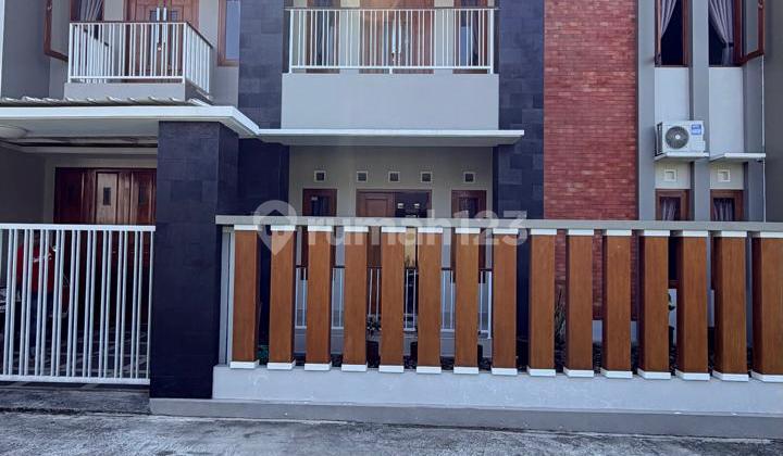Rumah Baru Mewah 2 Lantai Berkualitas Premium di Tamanmartani Kalasan Dekat Candi Prambananalamat : Tamanmartani, Kalasan, Slemanharga Rumah Baru Mewah 2 Lantai Berkualitas Premium di Tamanmartani Kalasan Dekat Candi Prambananalamat : Tamanmartani, Kalasan, Slemanharga