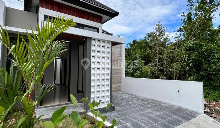 Rumah Cantik Limasan Modern Kekinian Di Jalan Magelang Dekat Polres Sleman & Sch Terbatas! Sisa 2 Dari 3 Unit--------------------------------------------type: 58/93 : 535 Jutalegalitas: Shm Pbgakses Jalan Lebarmodern Berkualitasmaghnet Kawasan:----------- 2