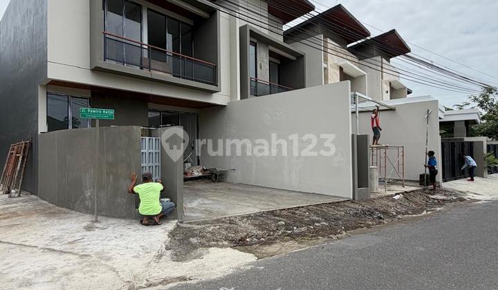 Rumah Mewah Premium 2 Lantai Kontemporer Lokasi Strategis di Jalan Kaliurang Km. 13 Dekat Kampus Uii dan Pppg Kesenianaks 2