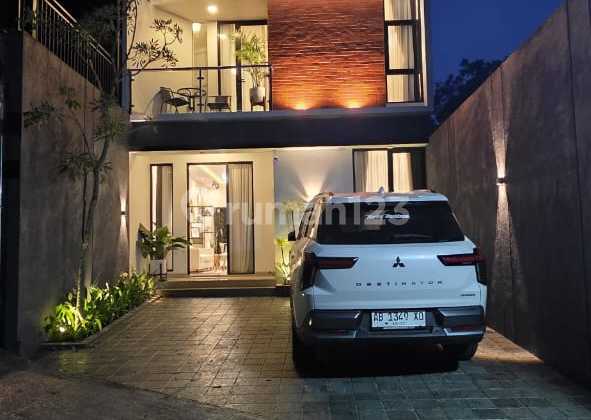 Rumah Modern 2 Lantai Dalam Mini Cluster 4 Unit Lavanya Jogja Di Sukoharjo Ngaglik Sleman 