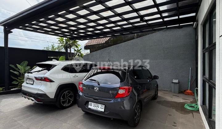 Istimewa View Sawah‼️Rumah Mewah Modern Like Villa dengan Tanah Luas Semi Furnished di Jalan Kaliurang Km. 9 Ngaglik-Jalan Lebar Simpanganlingkungan Sejuk Asri*Maghnet Kawasan:*Dekat Pasar Gentandekat Kuliner Sop Pak Bayudekat Sekolah Biasdekat Puskesmas  2