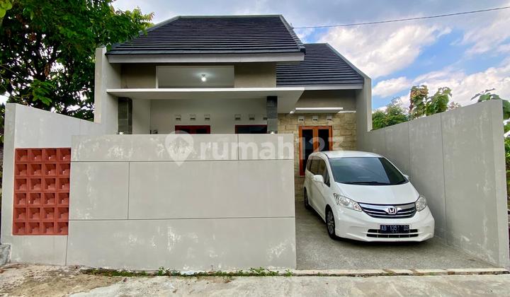 Rumah Cantik Modern Dengan Tanah Luas Dan Tata Ruang Lega Di Jalan Palagan Km 12 2