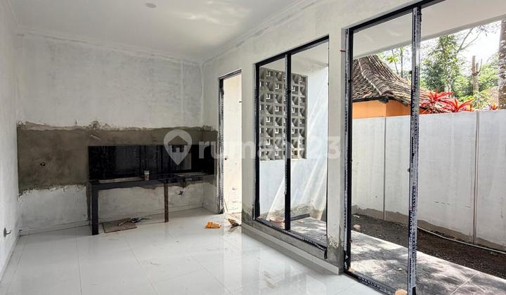 Rumah Mewah Modern Open Space dengan Tanah Luas di Jalan Kaliurang KM. 13 Ngemplak Sleman Dekat Pasar Jangkang 2