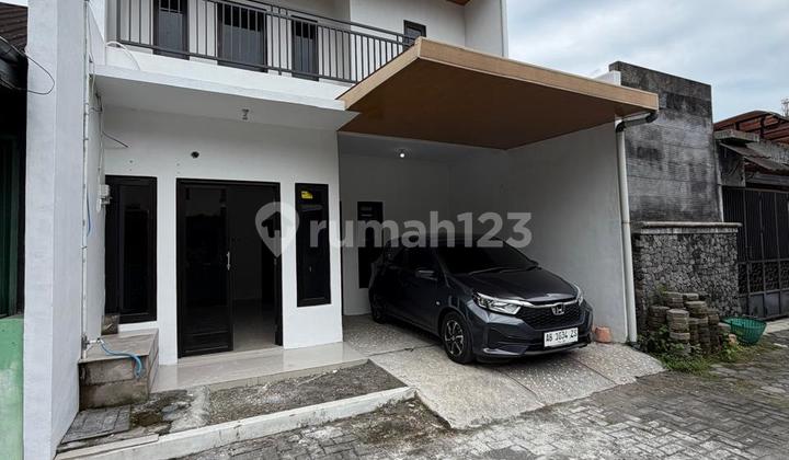 Rumah Cantik 2 Lantai Dalam Perumahan di Purwomartani Kalasan Sleman Dekat Swlayan Pamela 7 Rumah Cantik 2 Lantai Dalam Perumahan di Purwomartani Kalasan Sleman Dekat Swlayan Pamela 7