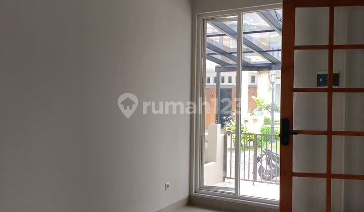 Tipe Terbaru Casa Grande Ini Menawarkan Hunian Berkonsep Private Cluster dengan Fasilitas Lengkap & Strategis di Yogyakarta...!Tipe Victoria..!Hunian 2 Lantai dengan Fasilitas:√ 2 Kamar Tidur Lantai 1√ Area Art Terpisah√ Taman Belakang√ Kamar Mandi√ 2 Kam 2