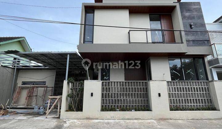 Rumah Mewah Kontemporer 2 Lantai Modern Di Purwomartani Sleman Dekat Kampus Budi Mulia  1