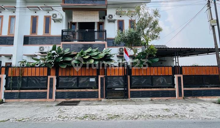Rumah Mewah 2 Lantai Strategis - Full.furnishsed View Sawah Di Wedomartani Ngemplak Sleman Dekat Stadion Maguwoharga Rumah Mewah 2 Lantai Strategis - Full.furnishsed View Sawah Di Wedomartani Ngemplak Sleman Dekat Stadion Maguwoharga