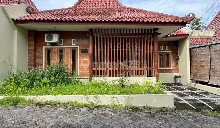 Rumah Joglo Klasik Mlati  Jogjakarta  1