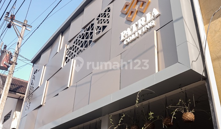 Dijual Kos Exclusive 15 Kamar Kos (full Furnish)lokasi Strategis Daerah Seturan, Dikelilingi Kampus2 Elite Di Yogjakartaradius 1 Kiloan Ke Kampus Upn, Ykpn, Uii Ekonomi