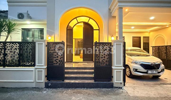 Rumah Mewah Klasik Modern - Kualitas Premium Dekat Jogjabay Wedomartani Ngemplak Sleman