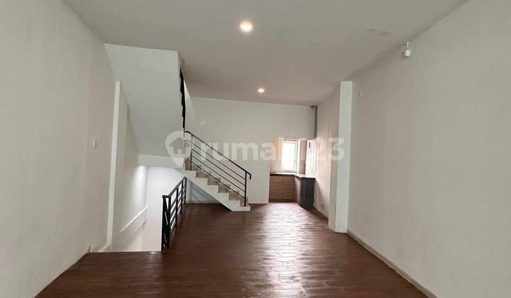 Sewa & Jual Ruko Pinggir Jalan Raya Utama Jaksel. Bagus Sewa & Jual Ruko Pinggir Jalan Raya Utama Jaksel. Bagus