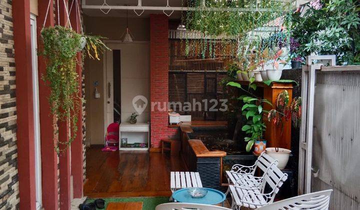 Cb108 Rumah Design Cantik Di Jagakarsa Dengan Kolam Koi 2