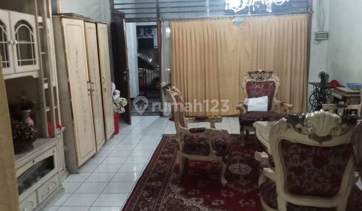 SALE Rumah Kost An Aktif Di Pinggir Jalan Raya Utama Dijual ME888 1