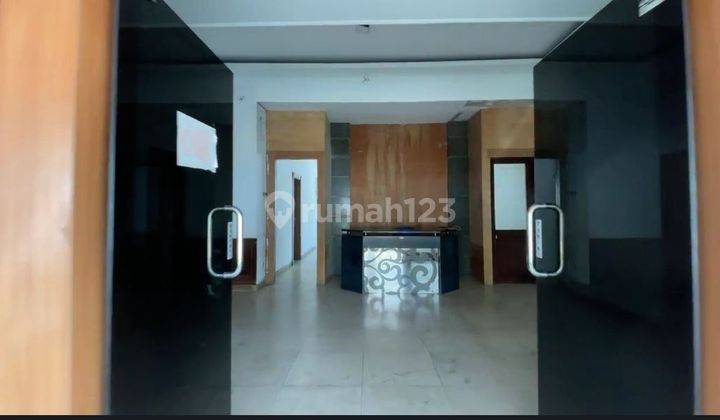 CB135 Gedung Di Daerah Senen Dijual Dengan Harga NJOP 2