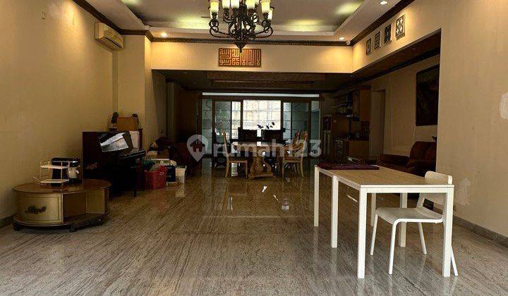 CB128 Rumah Sewa Dengan Kamar 8 Cocok Buat Kantor 1