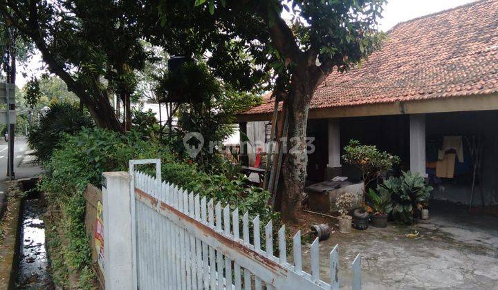 JS374 Pinggir jalan raya posisi hook rumah Dijual jalur ramai 2