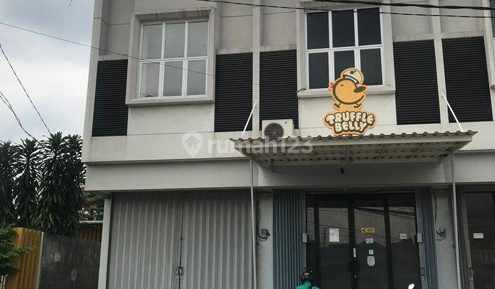 Ruko Minimalis Zamrud Utara Raya Bekasi 2lt 90m Row 30m 8