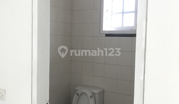 komplek dukuh bima buana bekasi uk 162m/9x18m 2lantai jln 2,5mobil utara