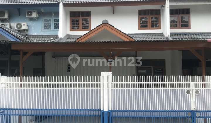rumah 2 lantai siap huni 90m/6x15m lbr jln 3mbl bebas banjir one gate system 