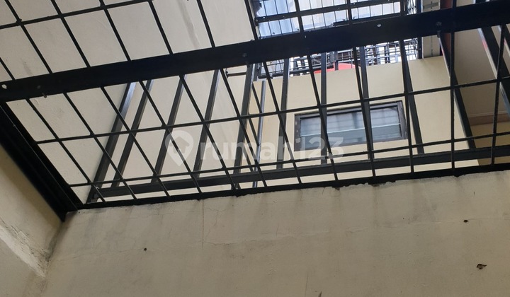 Pondok Gading Utama House 6X15m 1.5 Floors, 2 Car Road Width, One Gate System 2