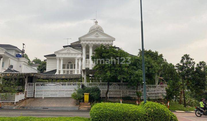 Rumah mewah dua lantai siap huni di legenda wisata cibubur 1