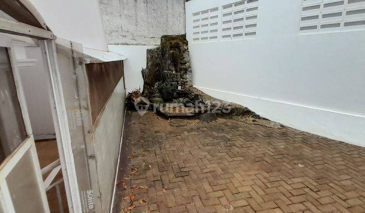 Rumah mewah ada kolam renang halaman belakang luas bisa buat bikin rumah lagi 6