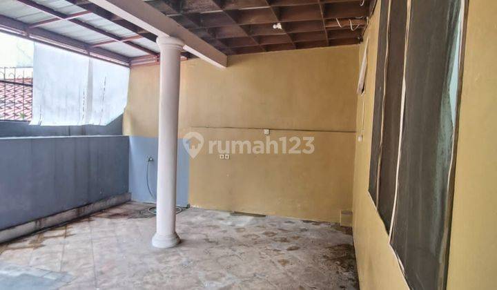 Rumah dua lantai siap huni harga di bawah pasaran  2