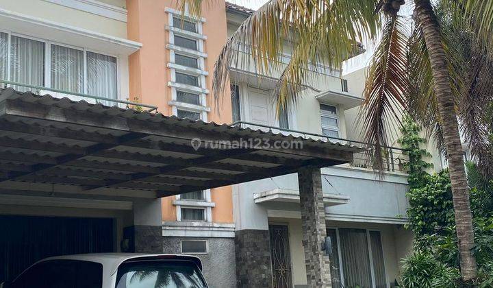 Di jual cepat rumah siap huni sudah renovasi di Boulevard  1