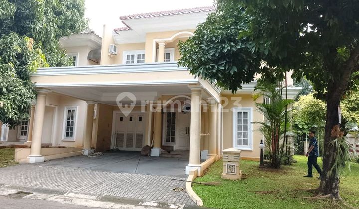 Ready-to-Occupy Two-Story House in Legenda Wisata Cibubur Ready-to-Occupy Two-Story House in Legenda Wisata Cibubur