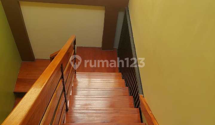Rukan 3 Lantai Siap Huni Sudah Renovasi Full Harga Nego 2