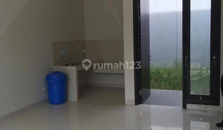 Di Jual Rumah 2 Lantai Modern Minimalis di Bsd City 2